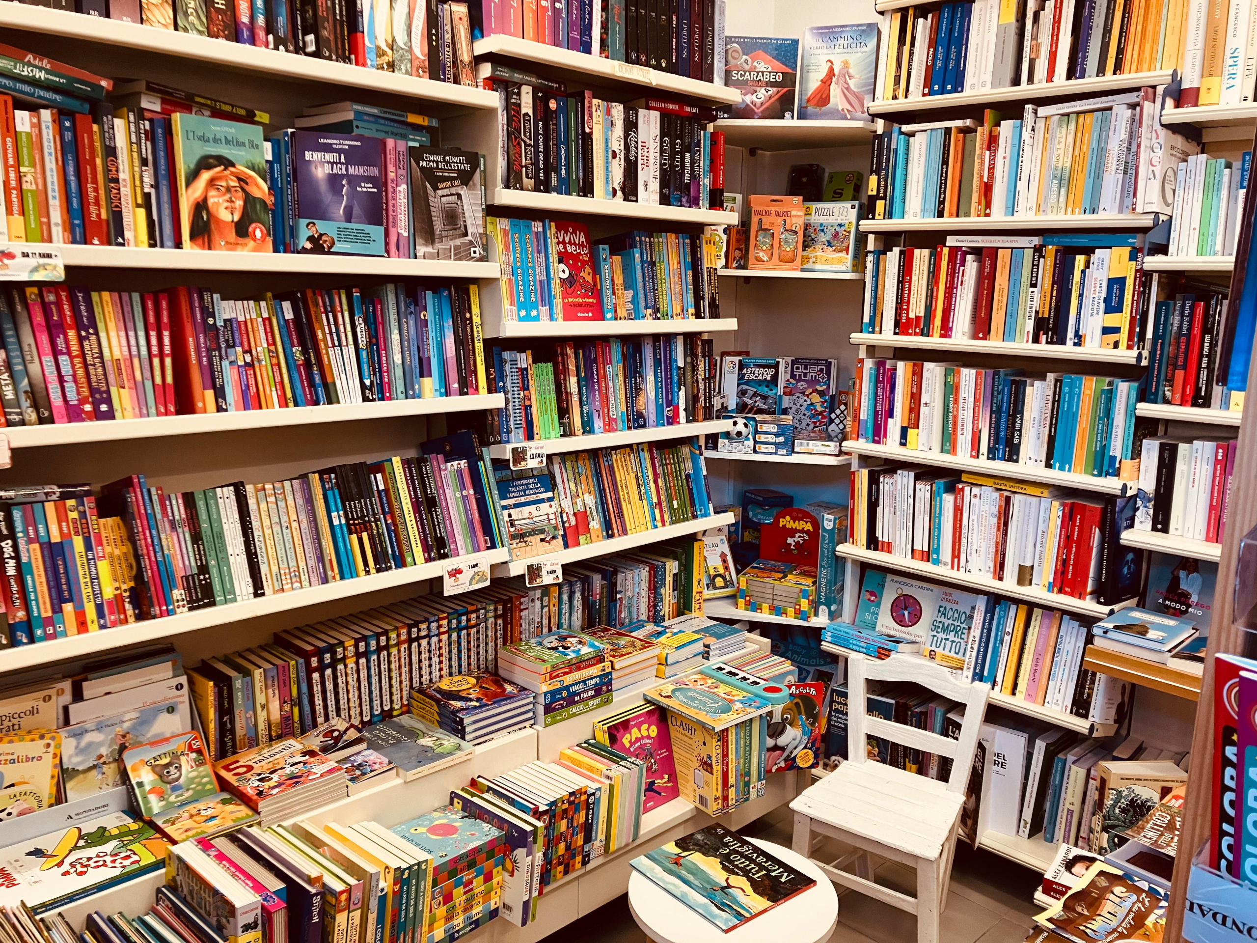 Il Labirinto Mondadori Bookstore, libreria a Stintino